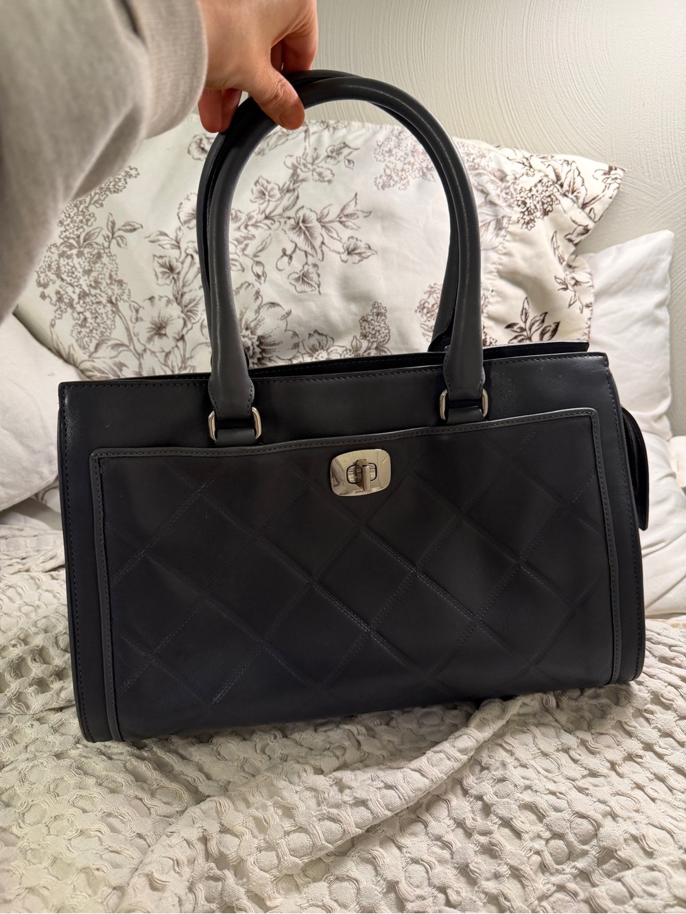 Coach Black Grey Leather Quilted Turnlock Satchel Structured Top Handle Handbag